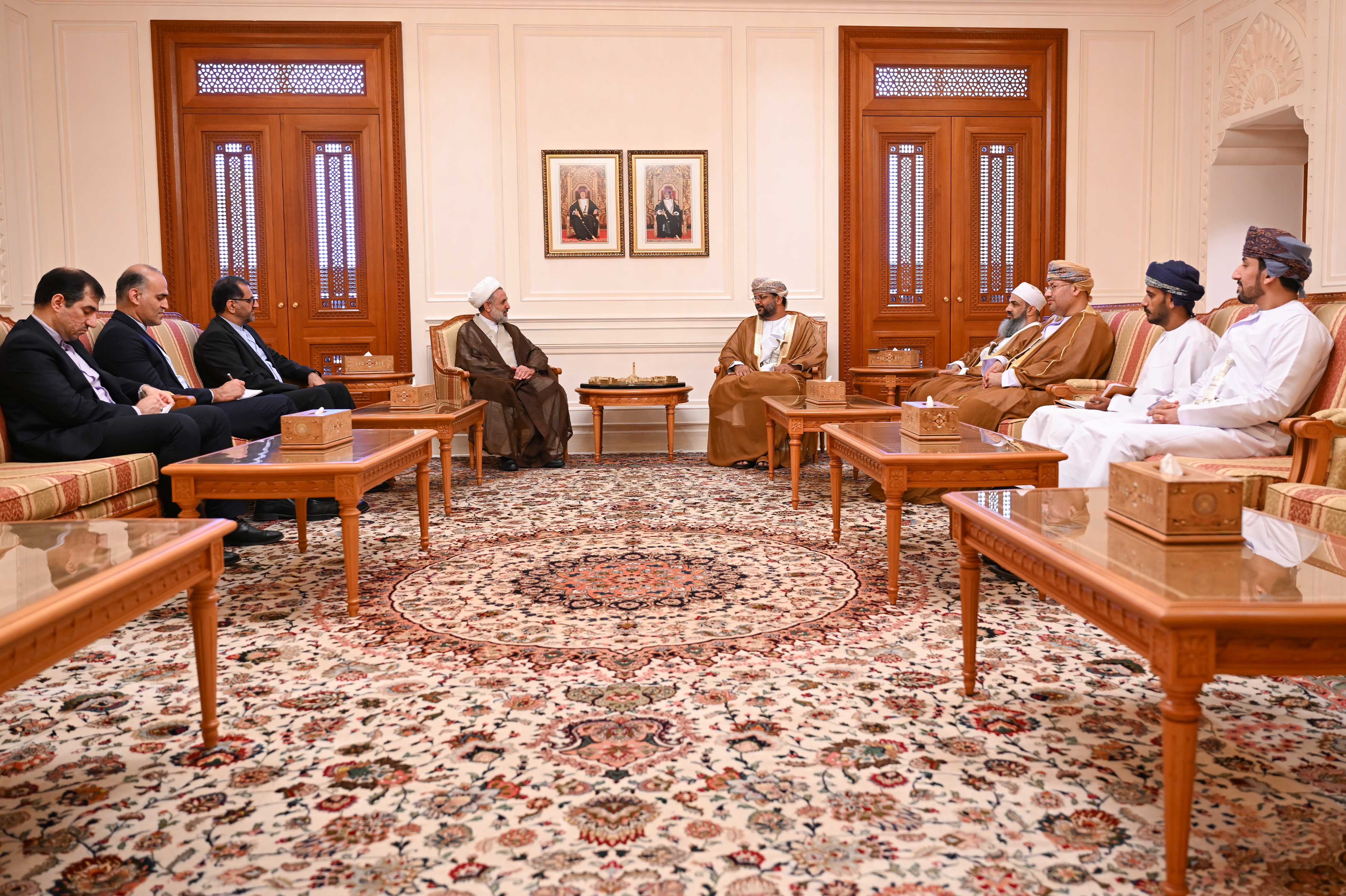 الأخبار